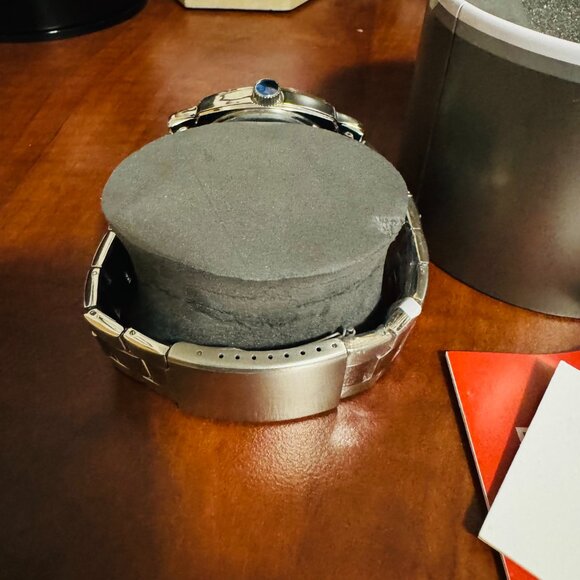 New Men’s Relic Watch with AT&T logo - Picture 4 of 4